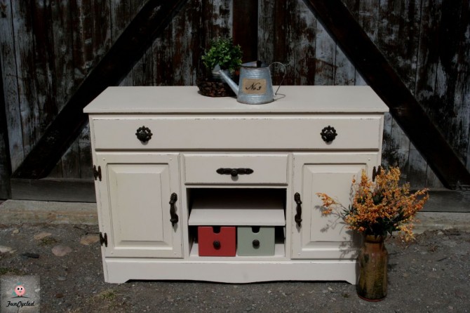 Dumpster Divin’ for one of my Dearies – Tuesday’s Treasures